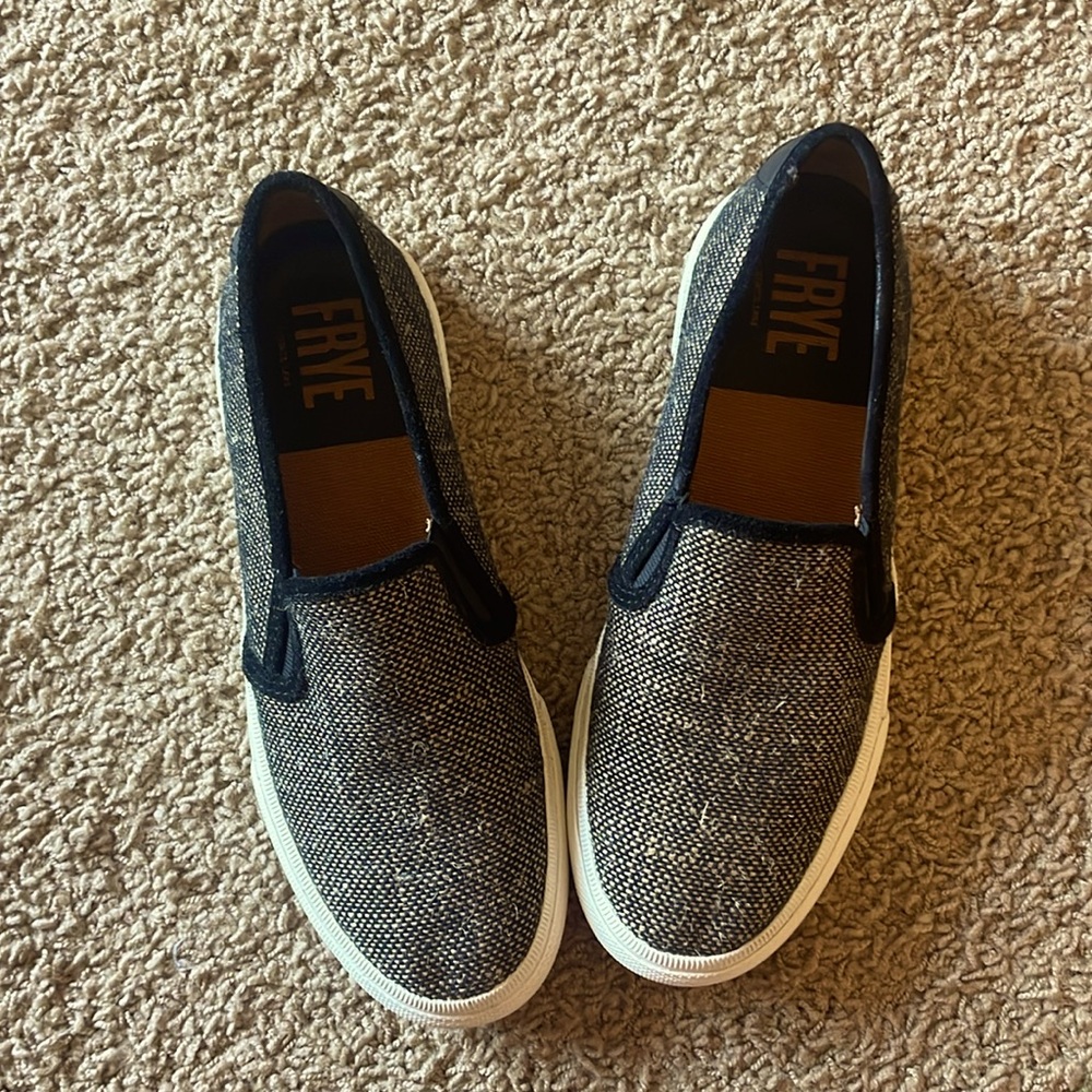 FRYE slip on shoes. 7.5